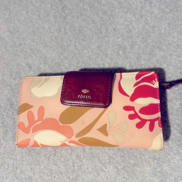 Fossil Multicolored Wallet - Picture 1 of 4